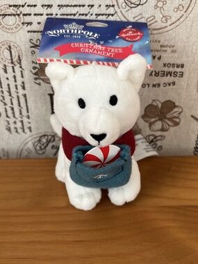 Hallmark North Pole Christmas Tree Ornament Small White Husky Dog Plush Tag NEW